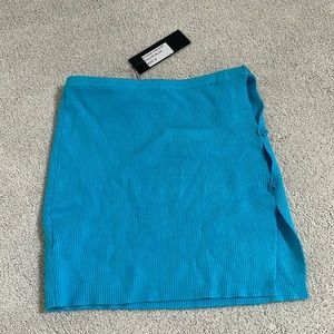 Blue side button ribbed skirt
